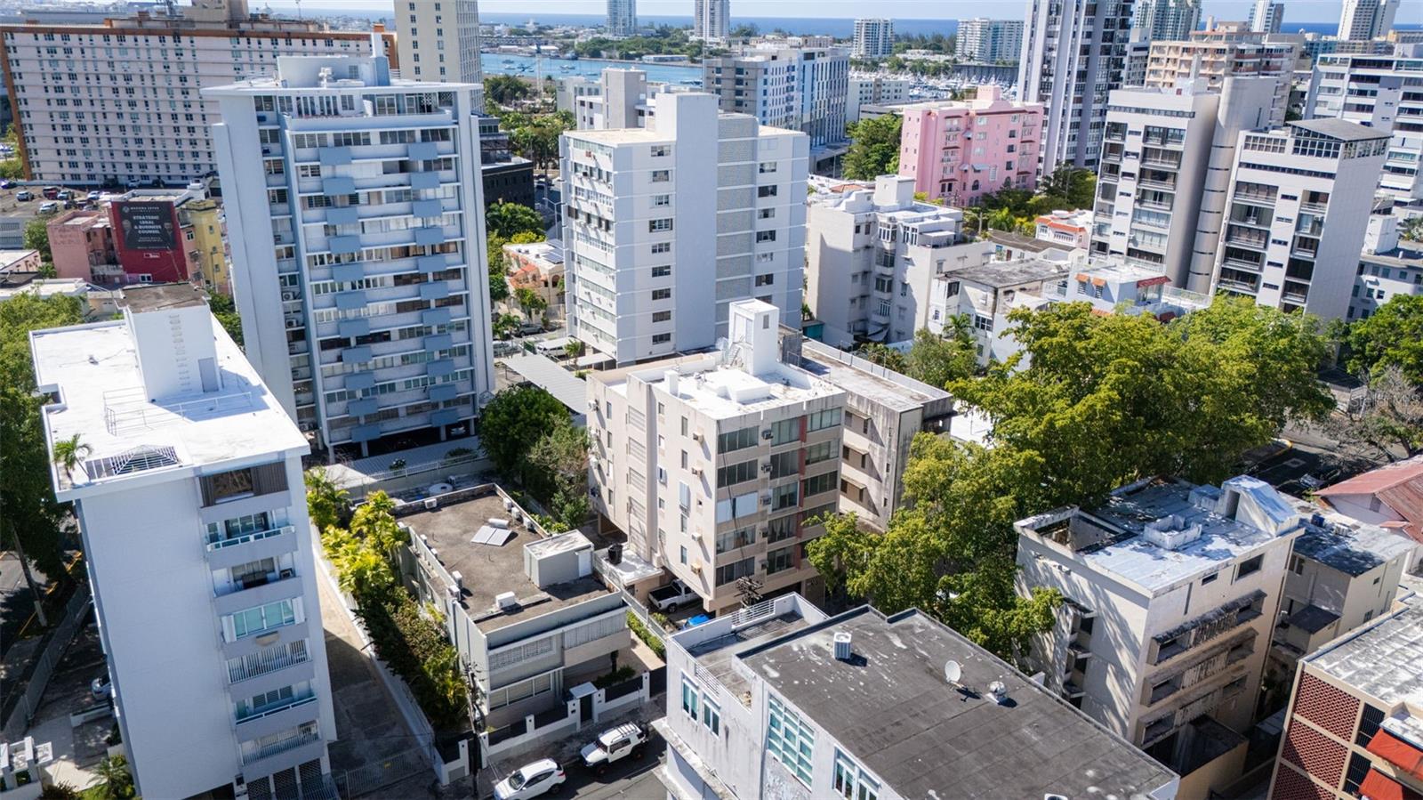 708 Calle Central CONDOMINIO ROYAL HOUSE #405