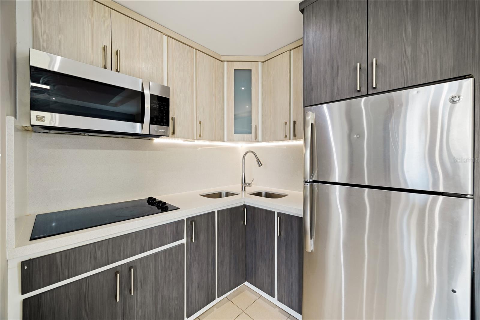 1422 WILSON AVENUE AVE #5B