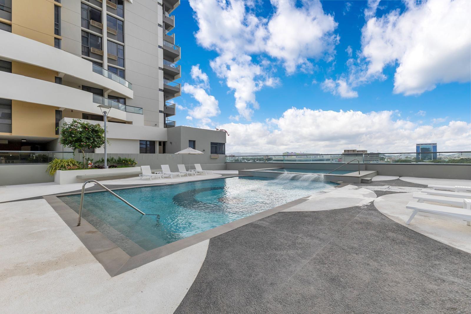 120 CARLOS E. CHARDÓN AVE #1401