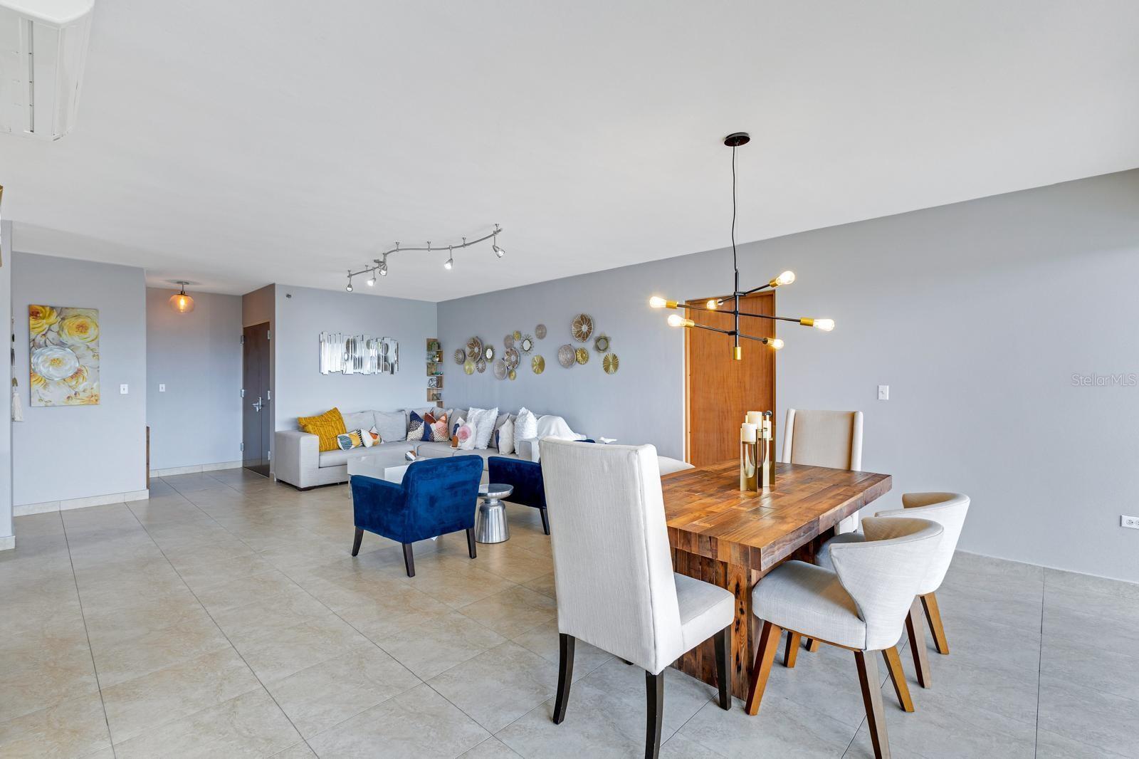 120 CARLOS E. CHARDÓN AVE #1401