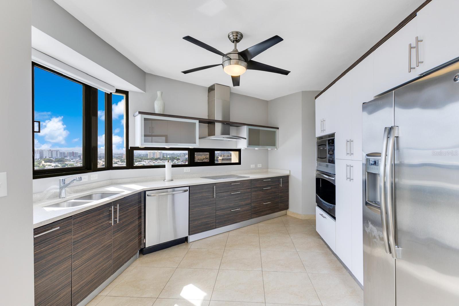 120 CARLOS E. CHARDÓN AVE #1401
