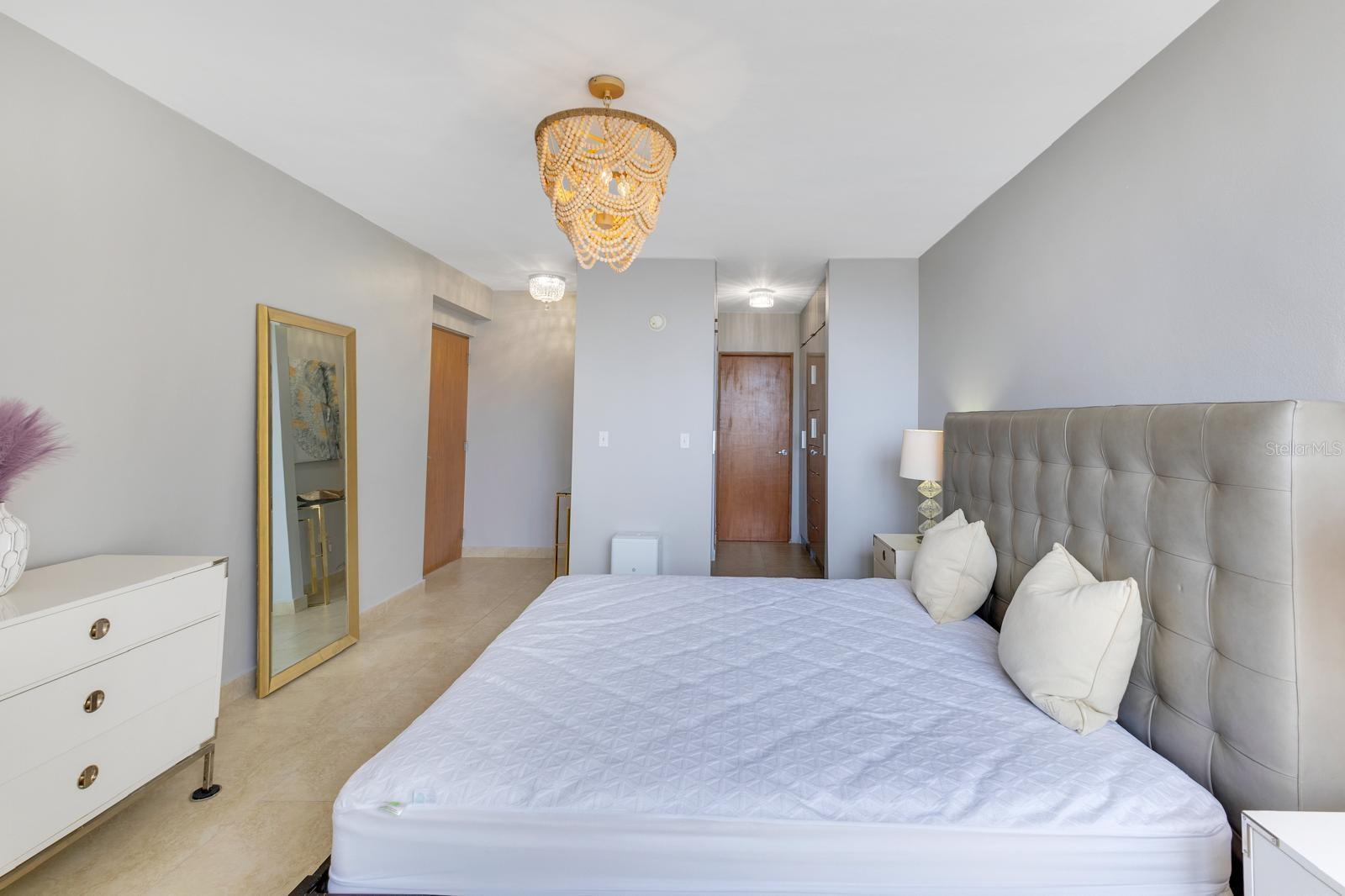 120 CARLOS E. CHARDÓN AVE #1401