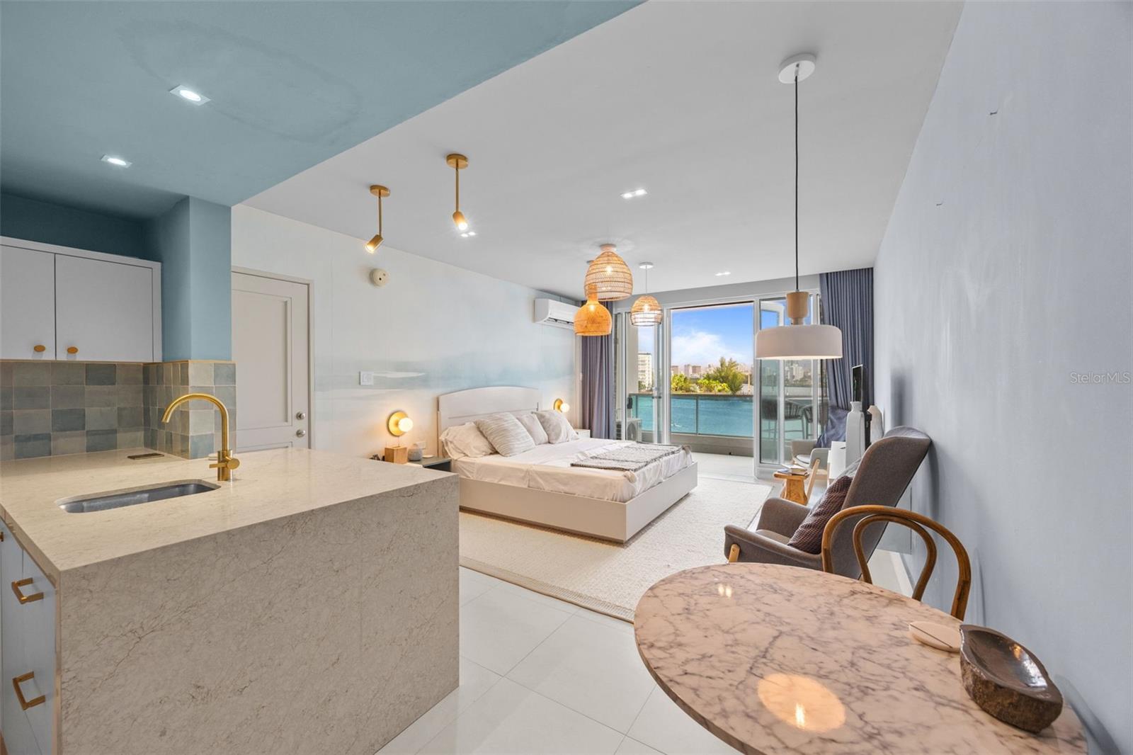 1 SAN GERÓNIMO-CONDADO LAGOON VILLAS #414