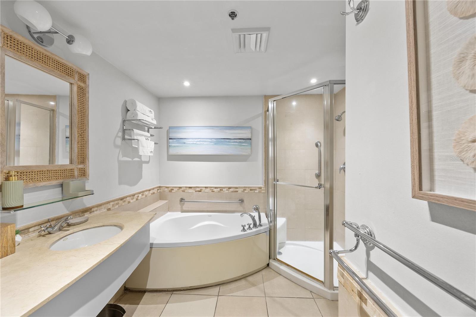 1 SAN GERÓNIMO-CONDADO LAGOON VILLAS #414