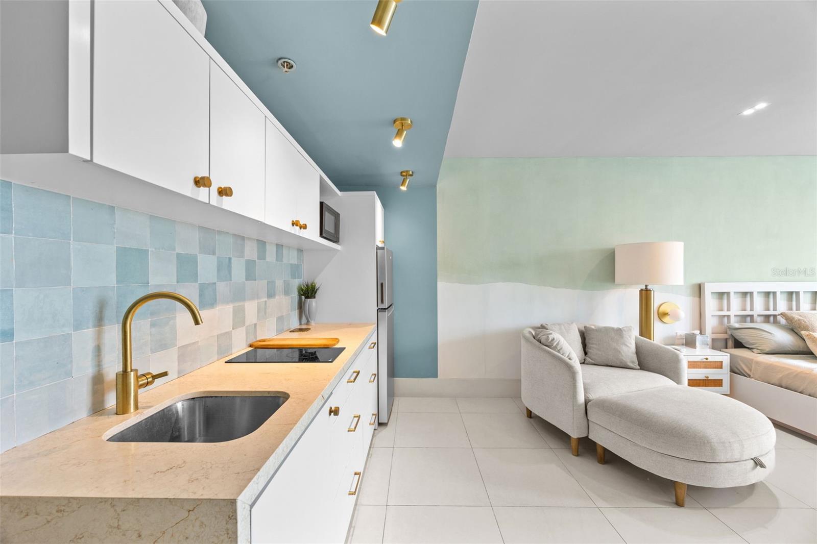 1 SAN GERÓNIMO | CONDADO LAGOON VILLAS #413