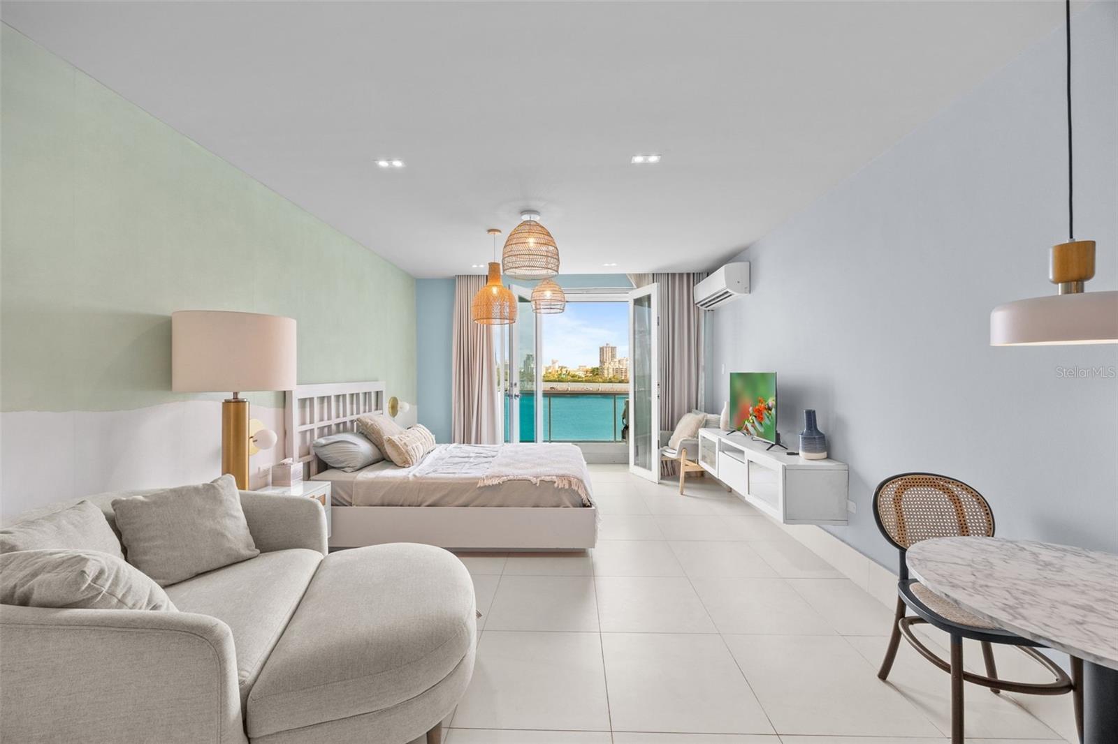 1 SAN GERÓNIMO | CONDADO LAGOON VILLAS #413