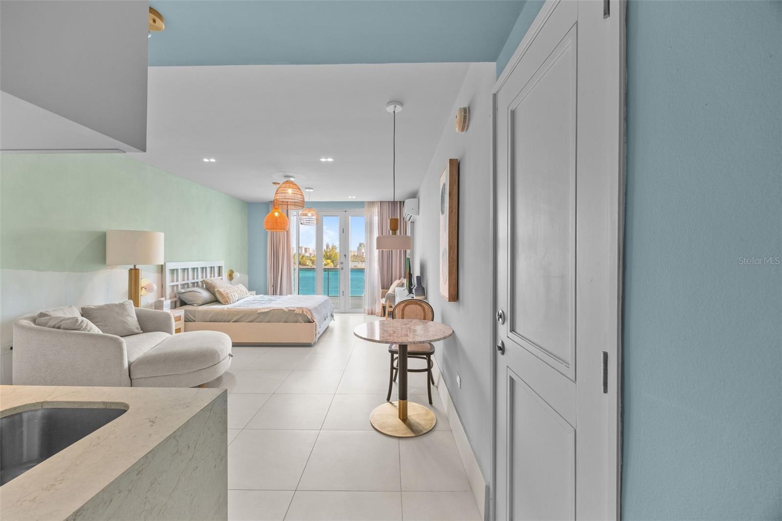 1 SAN GERÓNIMO | CONDADO LAGOON VILLAS #413