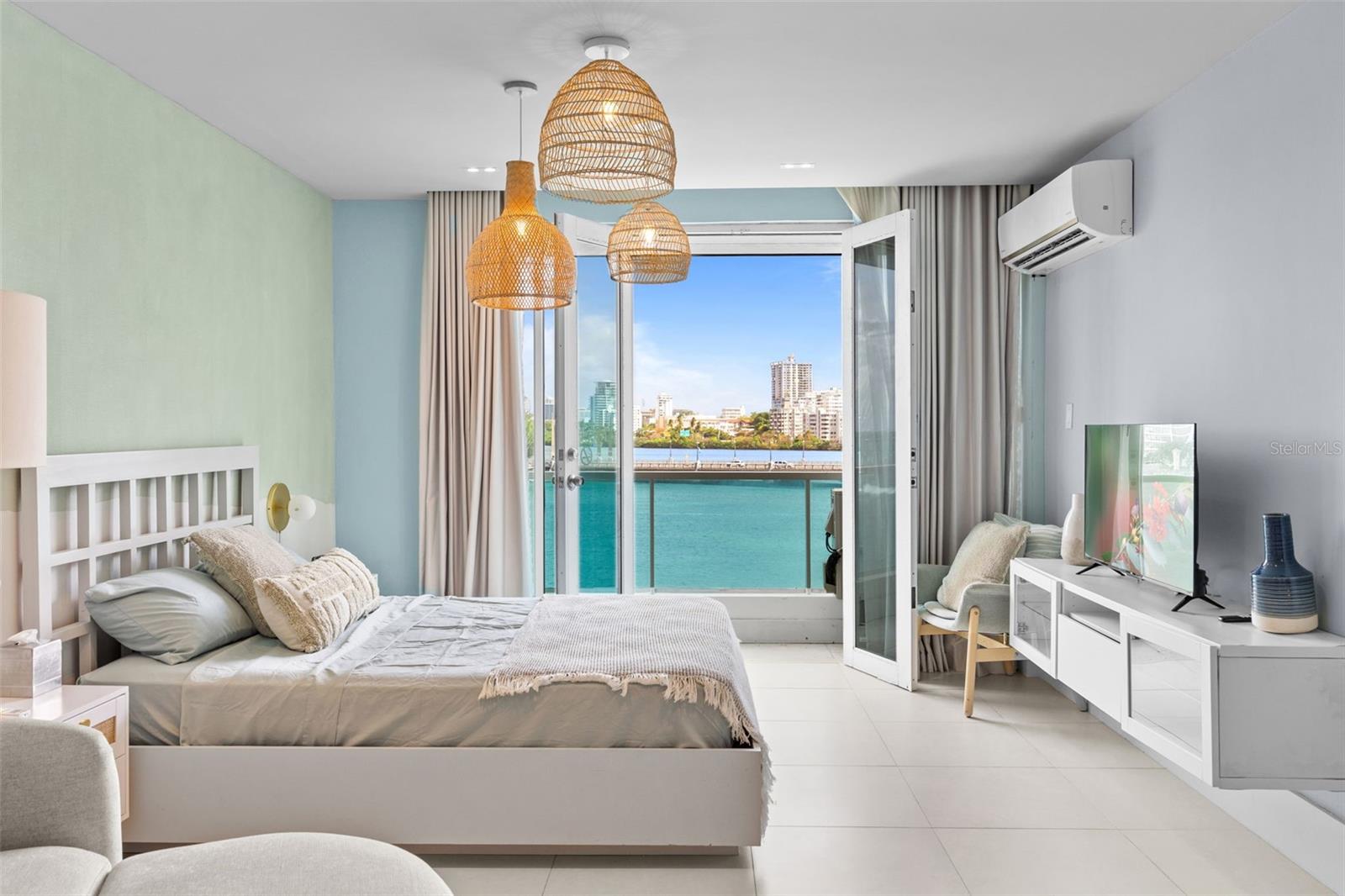 1 SAN GERÓNIMO | CONDADO LAGOON VILLAS #413