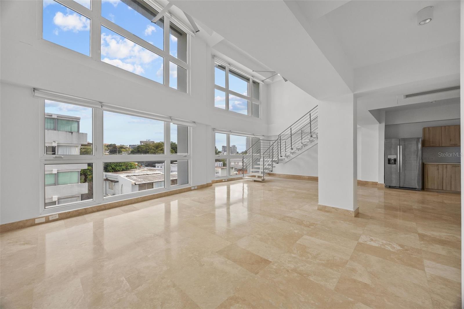 Wilson Loft 1364 WILSON AVE #PH 511