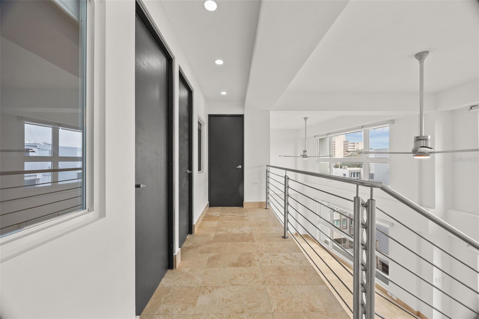 Wilson Loft 1364 WILSON AVE #PH 511
