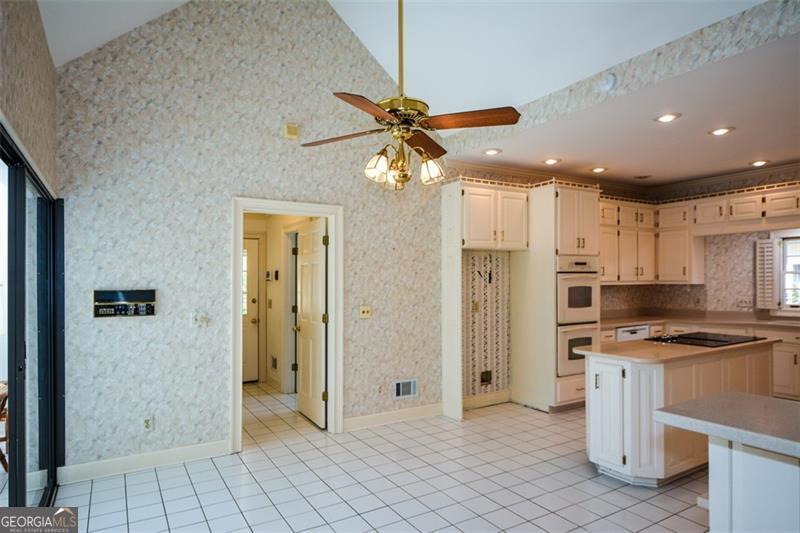 6085 Wellington Court