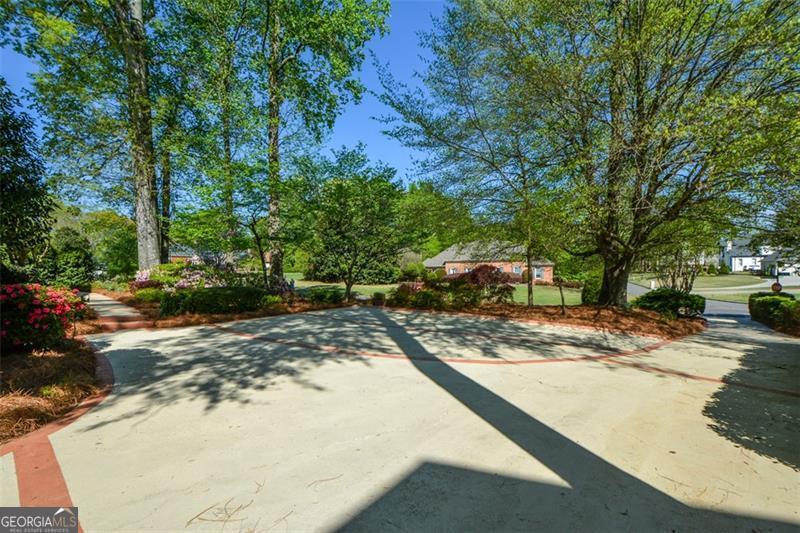 6085 Wellington Court