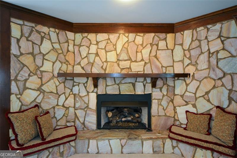 6085 Wellington Court