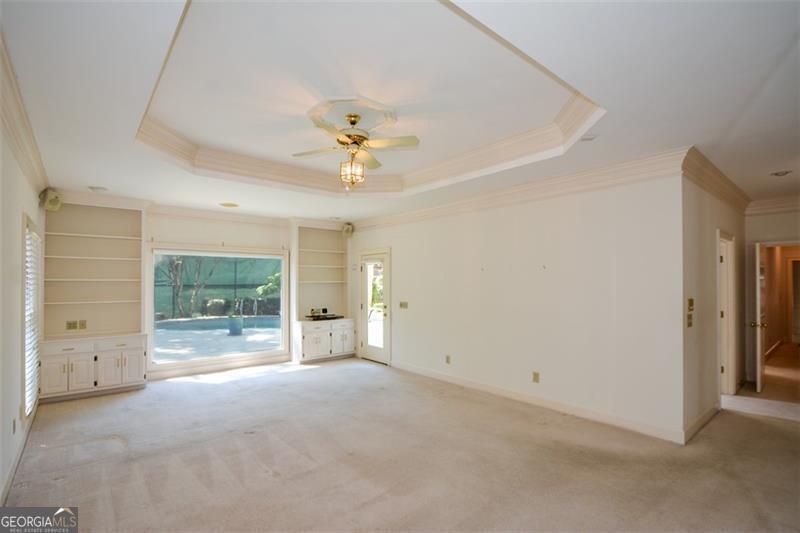 6085 Wellington Court