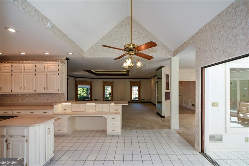 6085 Wellington Court