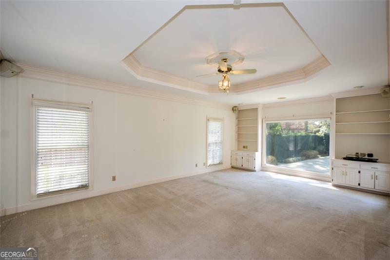 6085 Wellington Court
