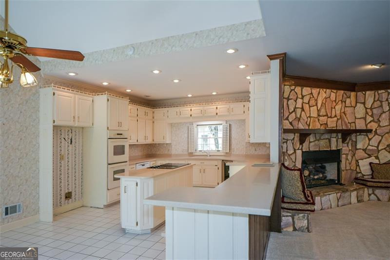 6085 Wellington Court