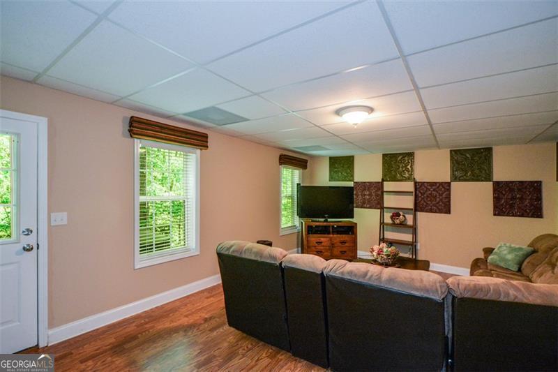 7052 Camp Falls Court W