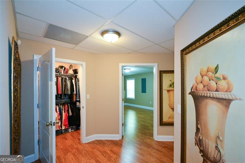 7052 Camp Falls Court W