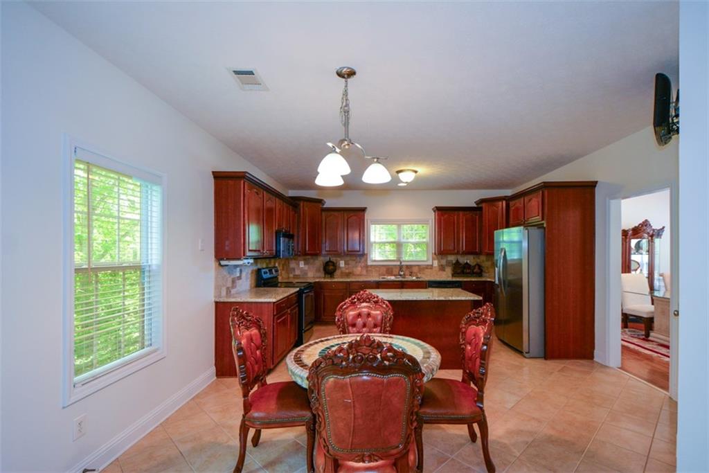 7052 Camp Falls Court W