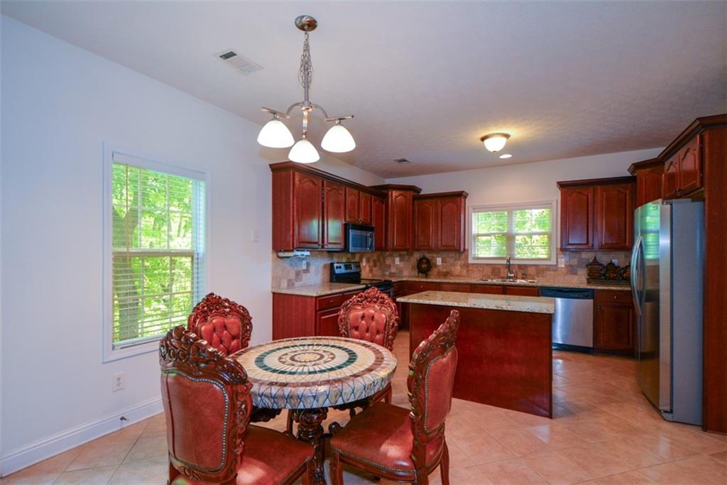 7052 Camp Falls Court W