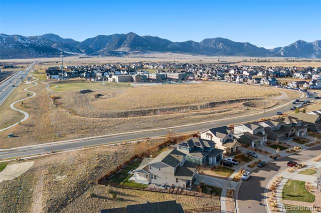 9255 Dunraven Loop