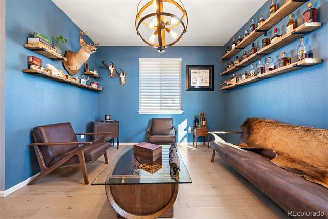 9255 Dunraven Loop