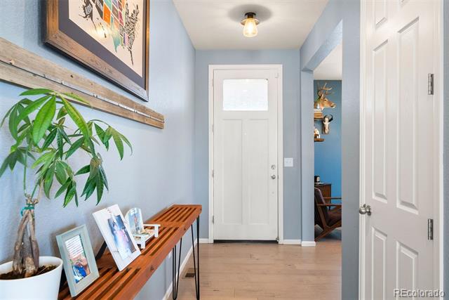 9255 Dunraven Loop