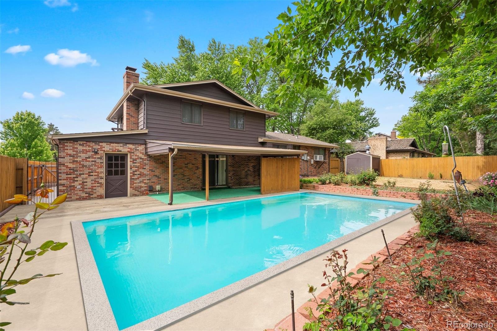 9043 W Warren Drive