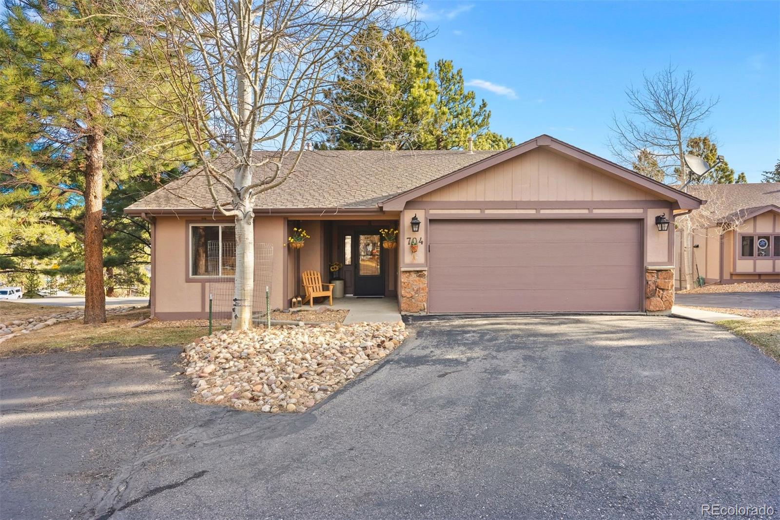 704 Birdie Lane