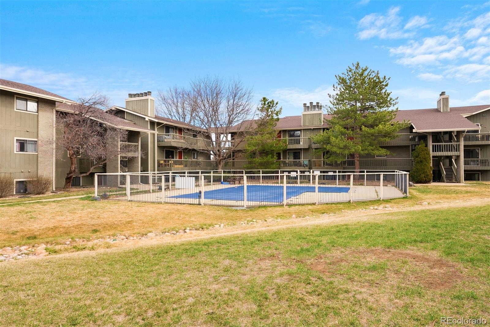 695 Manhattan Drive Unit: 5