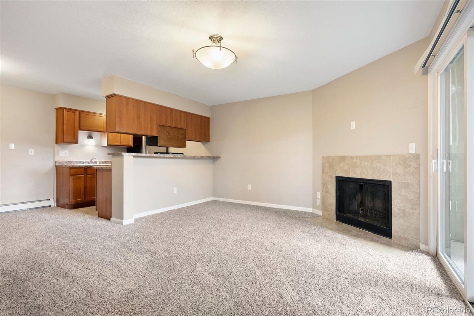 695 Manhattan Drive Unit: 5