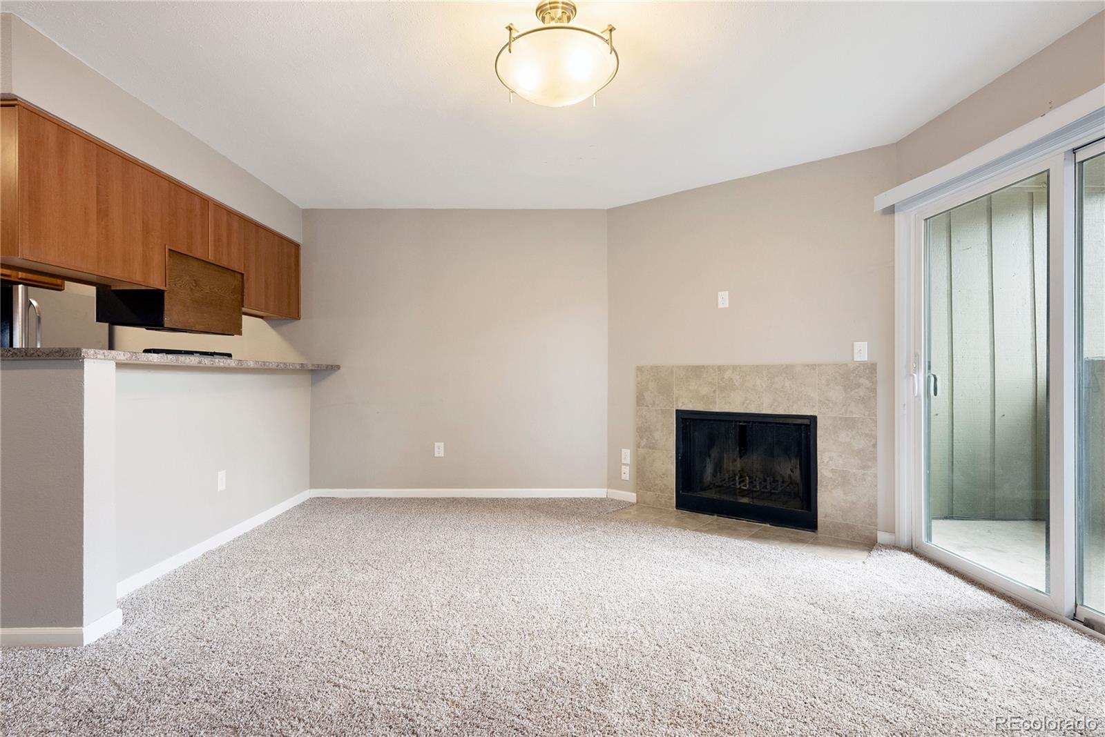 695 Manhattan Drive Unit: 5