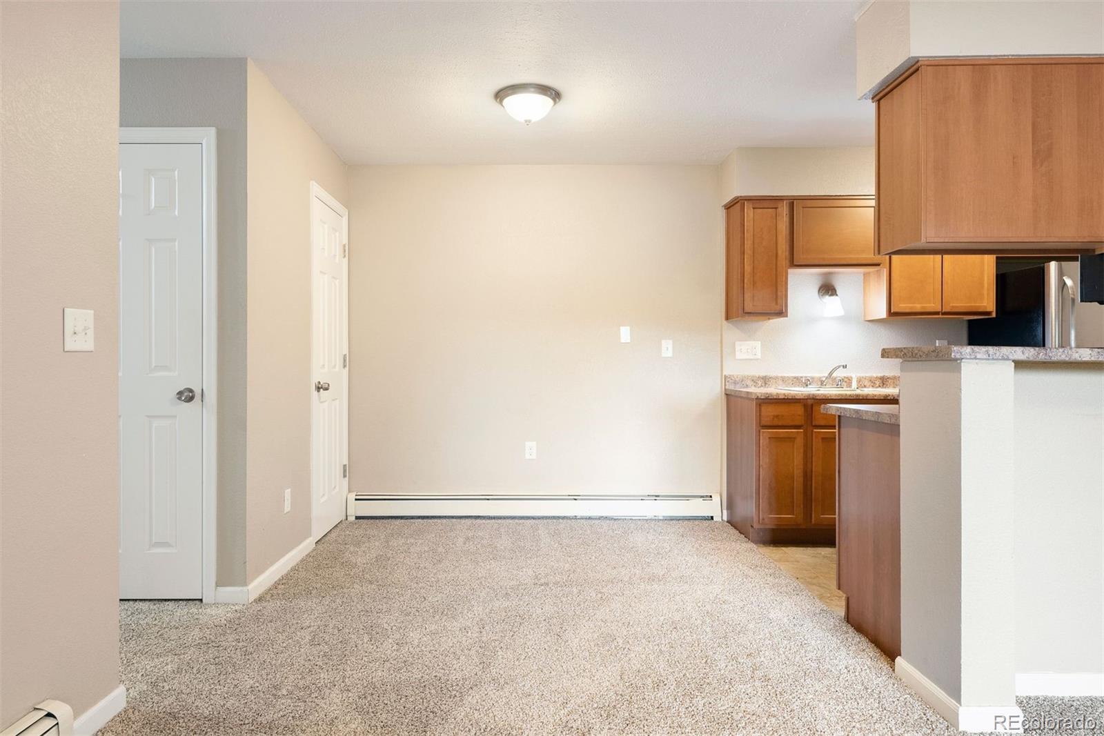 695 Manhattan Drive Unit: 5