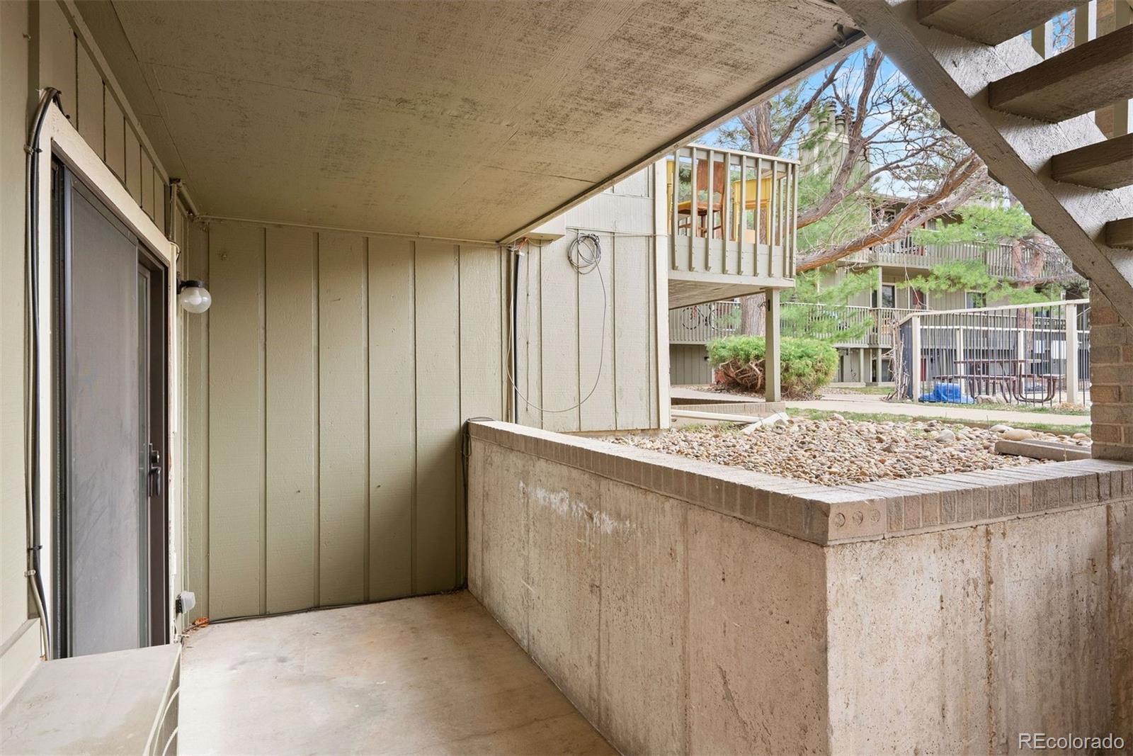 695 Manhattan Drive Unit: 5