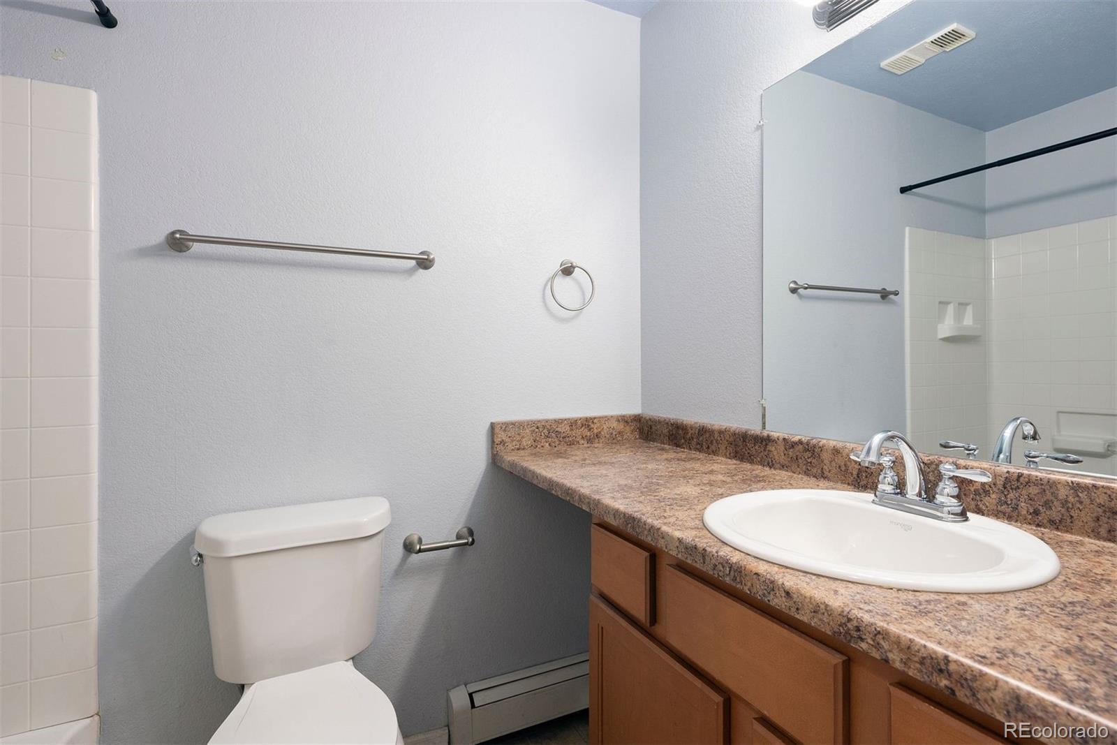 695 Manhattan Drive Unit: 5