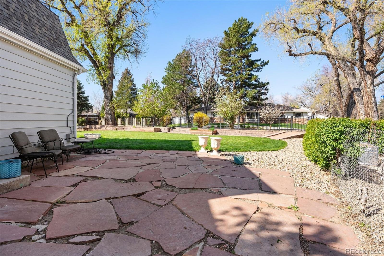 6990 W 9th Place