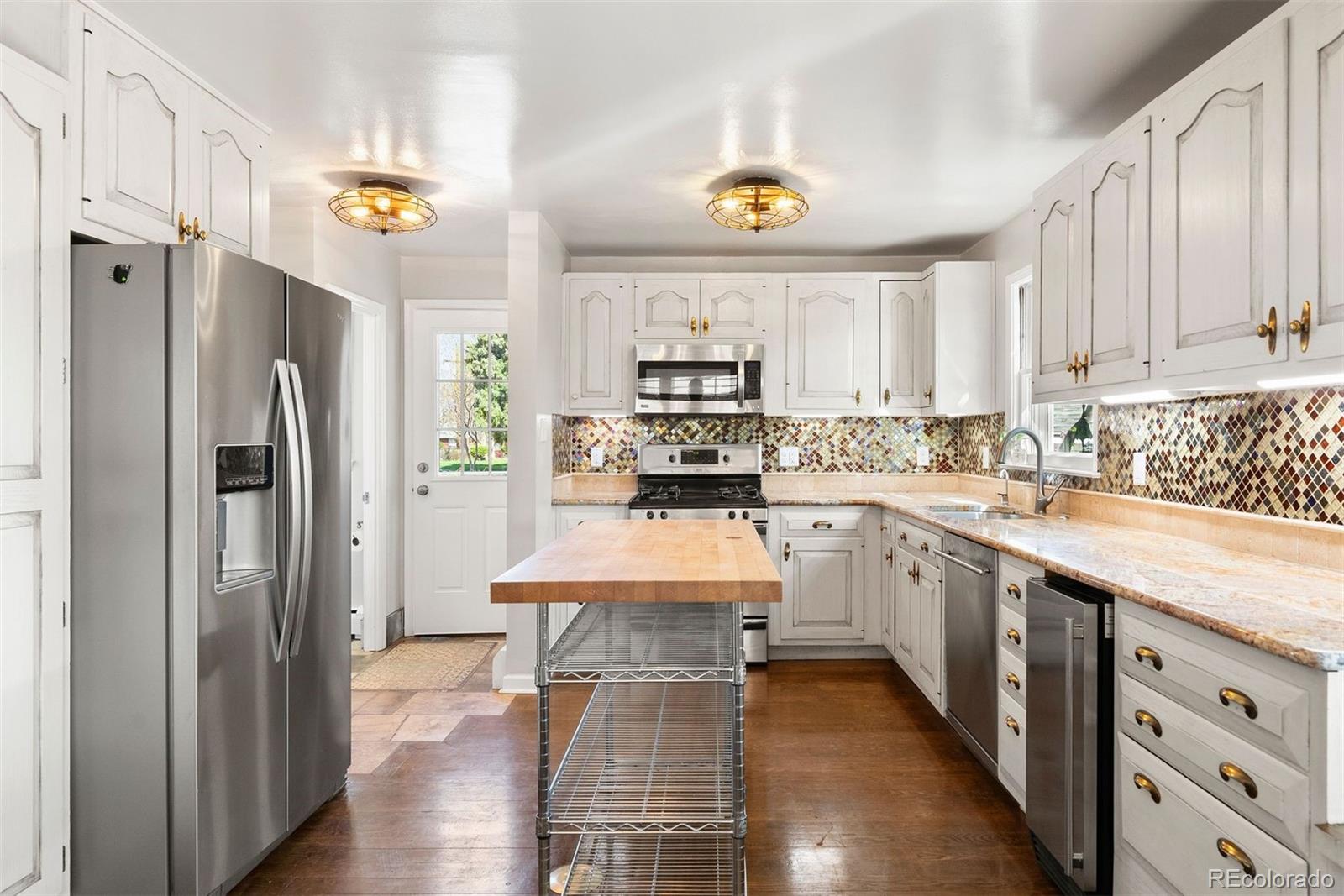 6990 W 9th Place