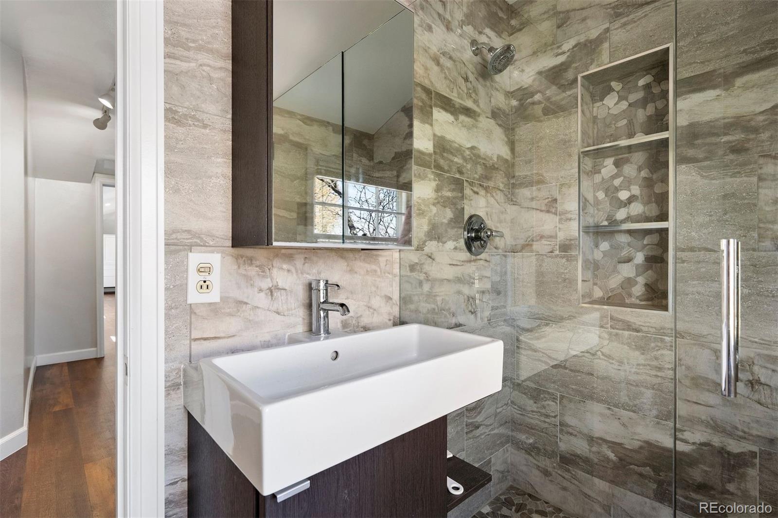 6990 W 9th Place