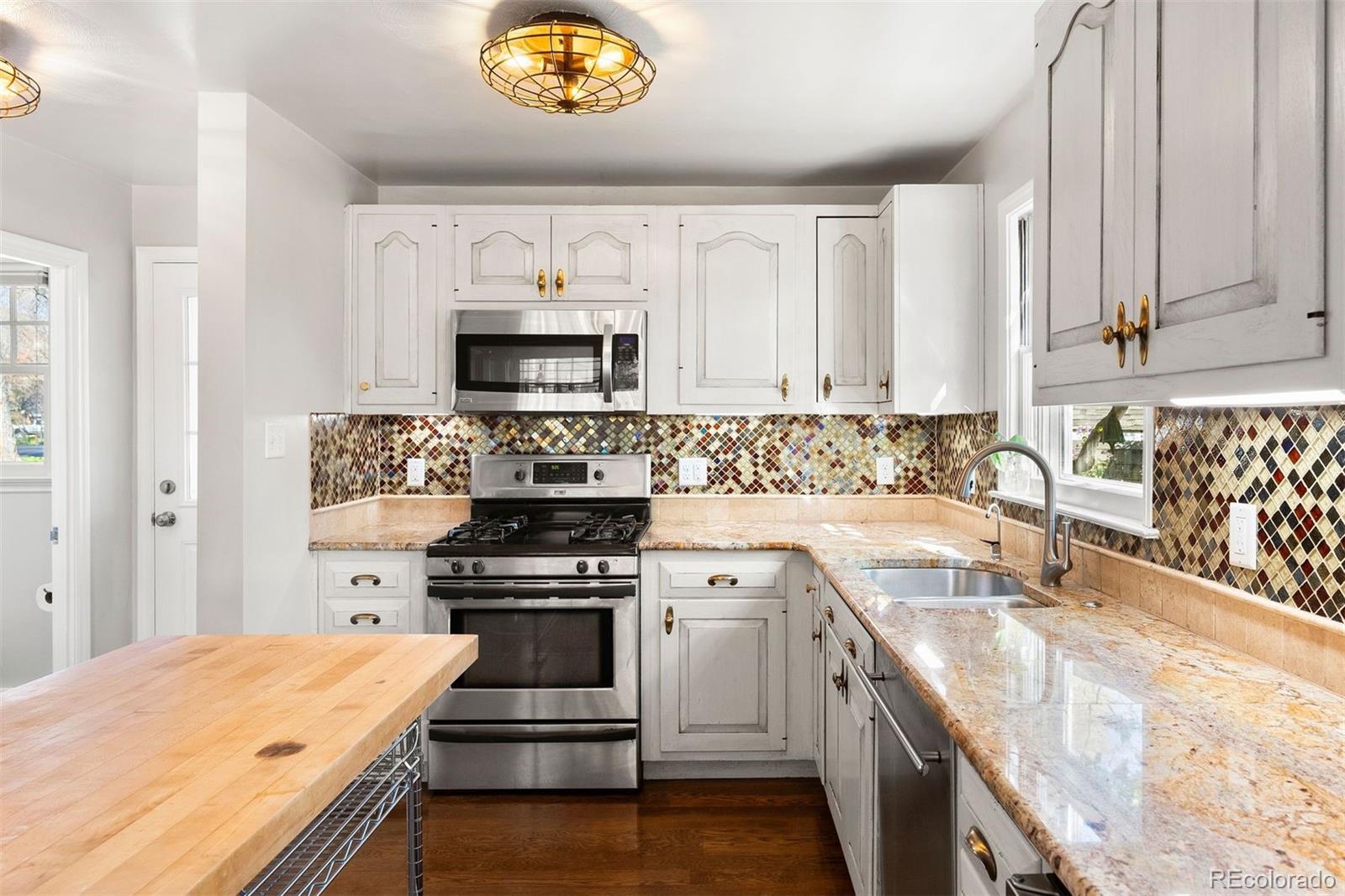 6990 W 9th Place