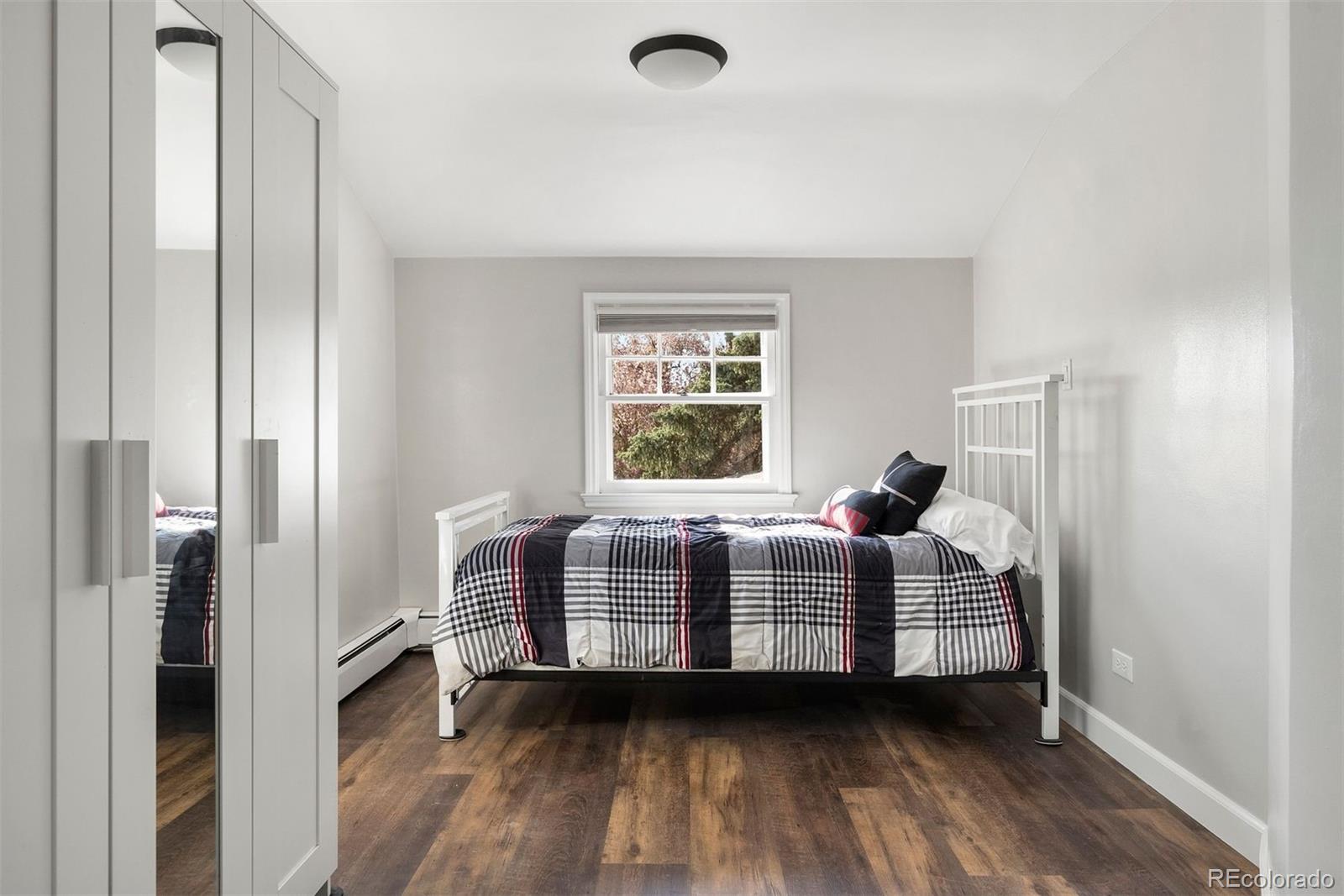 6990 W 9th Place
