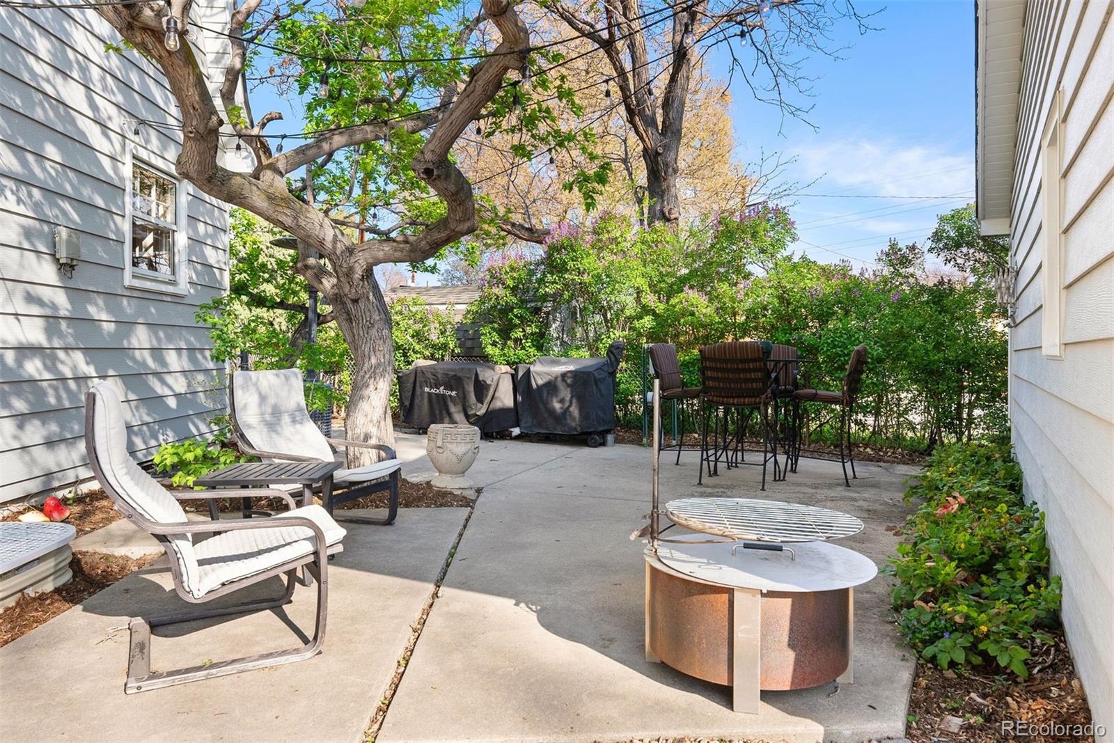 6990 W 9th Place