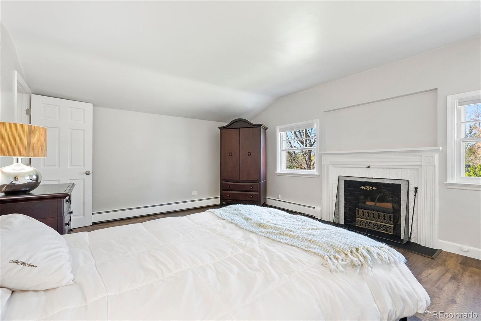 6990 W 9th Place