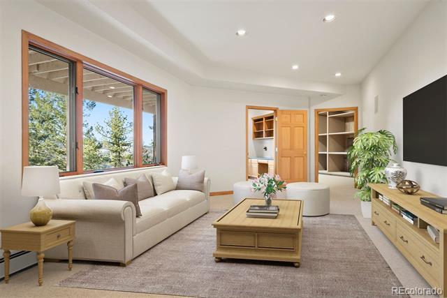 29011 Upper Moss Rock Road