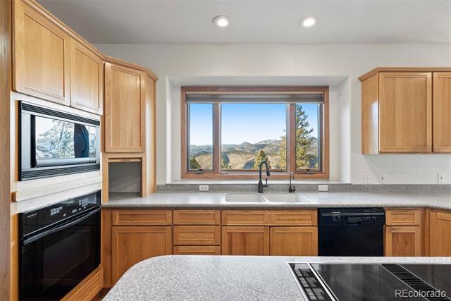 29011 Upper Moss Rock Road