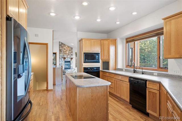 29011 Upper Moss Rock Road