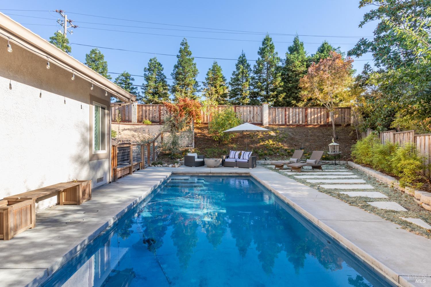 182 Silverado Springs Dr