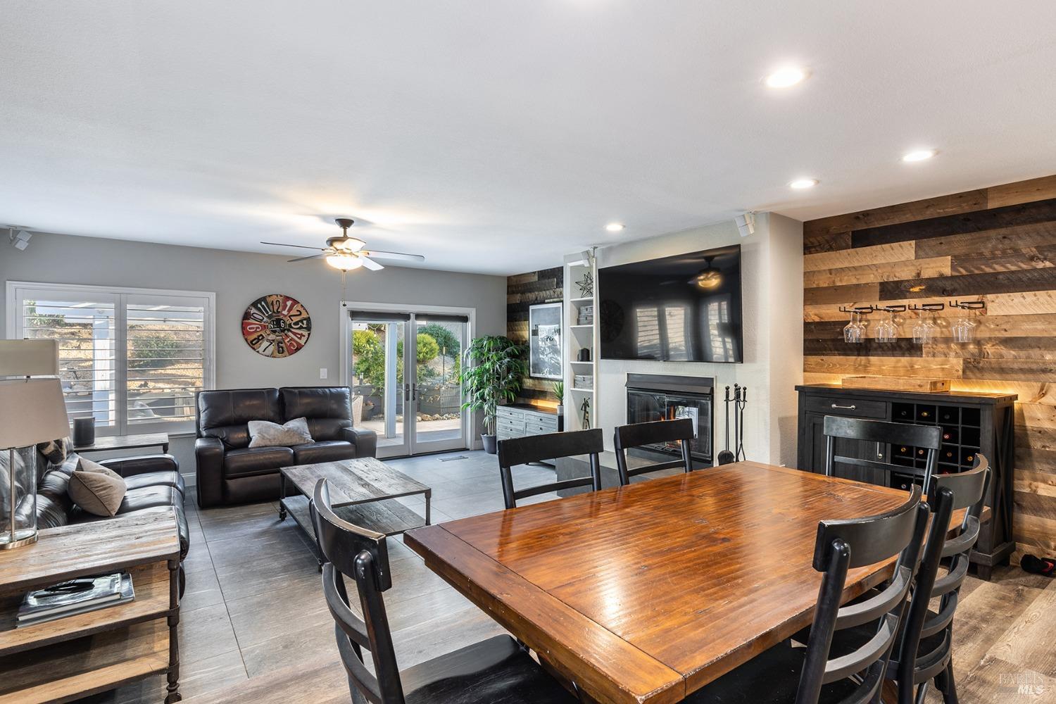 182 Silverado Springs Dr