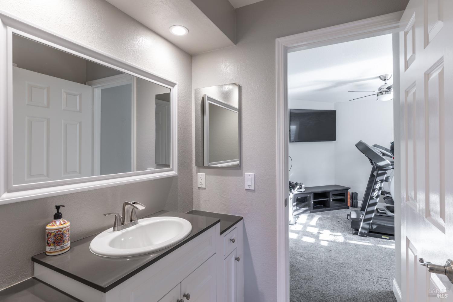 182 Silverado Springs Dr