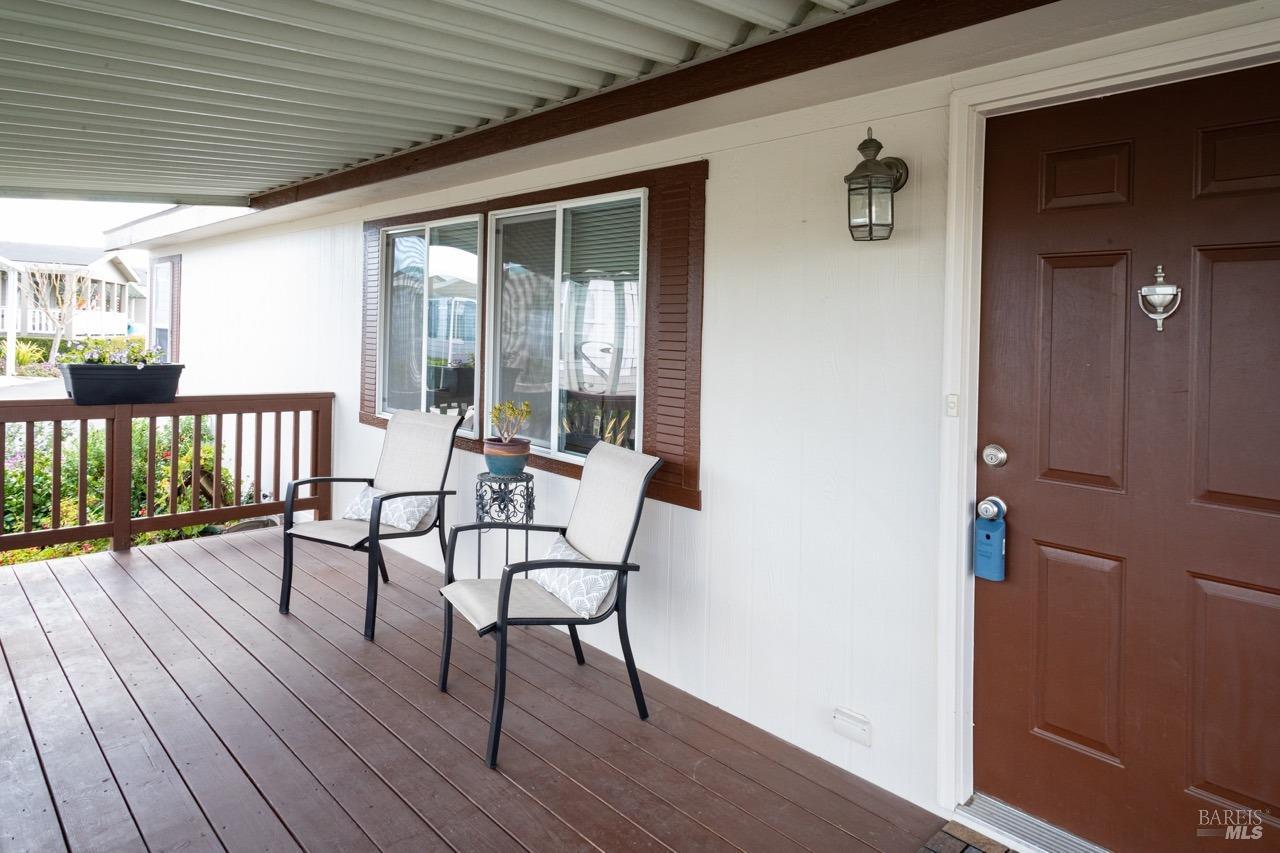 74 Candlewood Drive